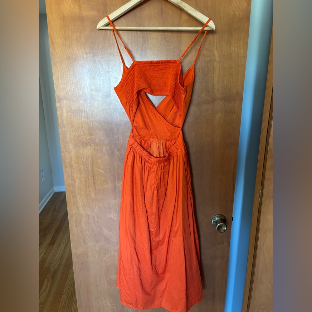the Drop Cutout Orange Midi Dress- XS - Picture 3 of 9